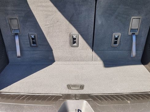 Certified 2023 GMC Yukon SLT image 36