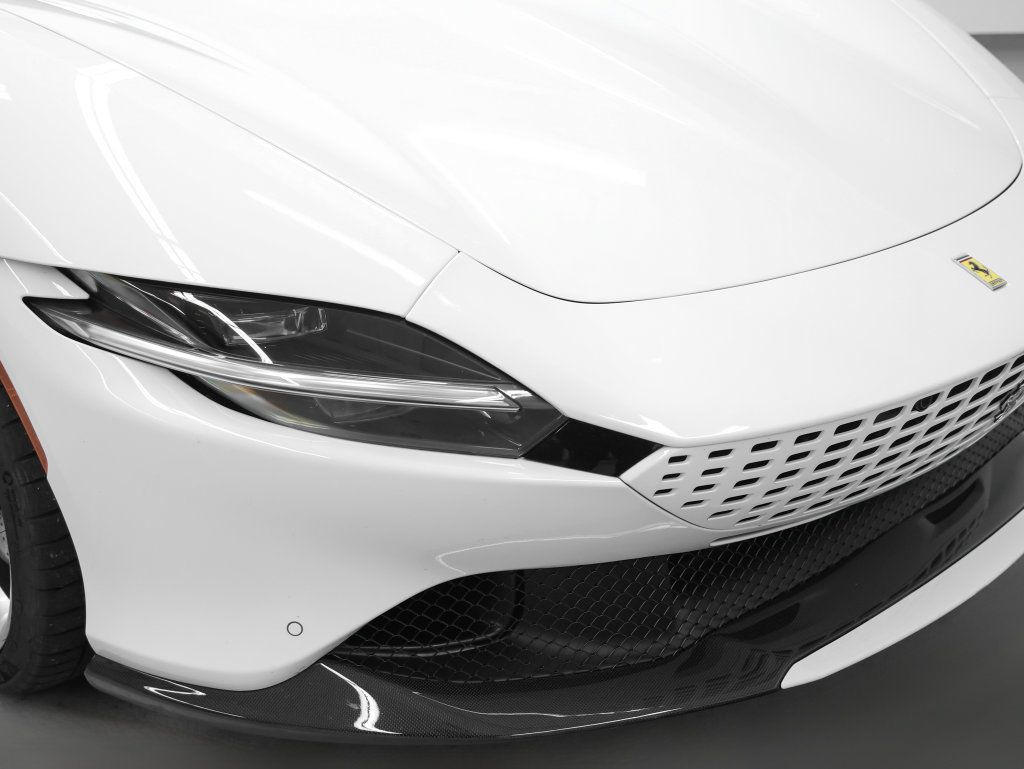 Certified 2023 Ferrari Roma RWD image 9