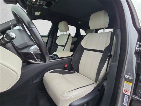 Used 2020 Land Rover Range Rover Velar R-Dynamic S AWD/4WD image 16
