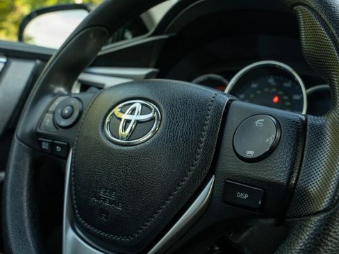 Used 2014 Toyota Corolla LE w/ Driver Convenience Package FWD image 20