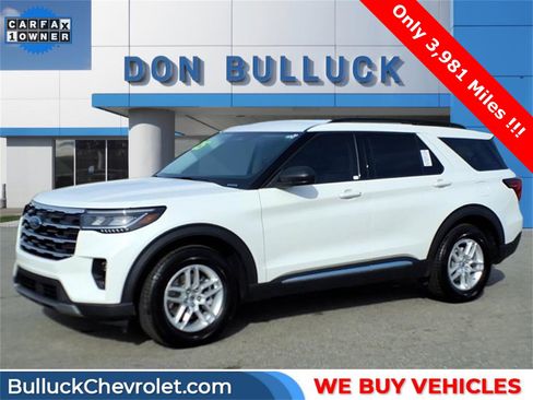 Used 2025 Ford Explorer Active w/ Active Comfort Package image 1