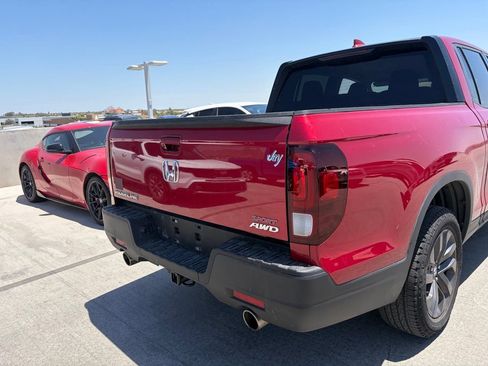 Used 2023 Honda Ridgeline Sport image 4