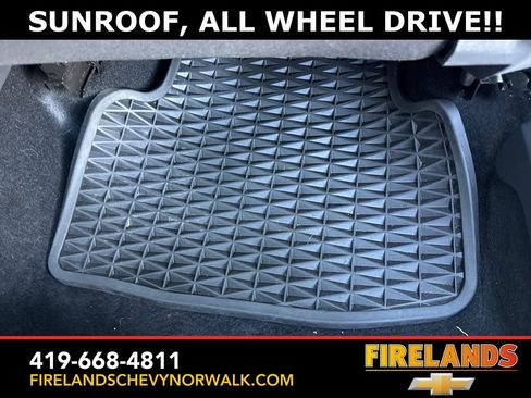 Used 2024 Volkswagen Taos SE w/ Panoramic Sunroof Package image 29