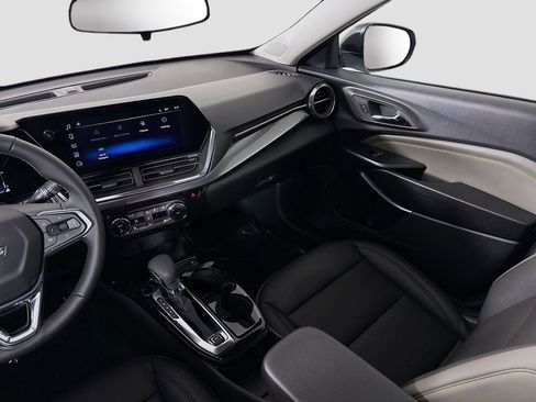 New 2026 Chevrolet Trax ACTIV w/ Driver Confidence Package image 22