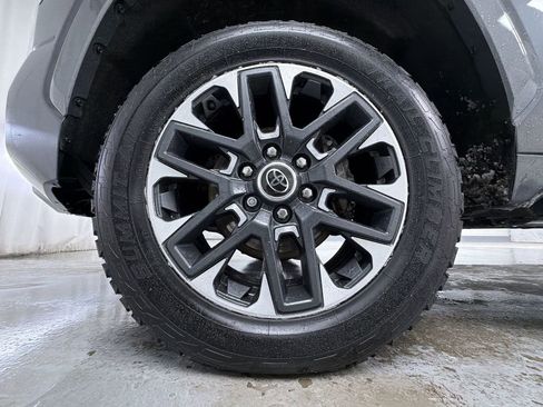 Used 2023 Toyota Tundra Limited image 13