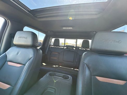 Used 2021 GMC Sierra 1500 AT4 w/ AT4 Premium Package AWD/4WD image 20