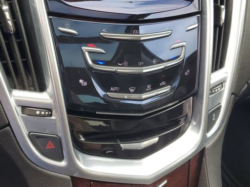 Used 2014 Cadillac SRX Performance FWD image 17