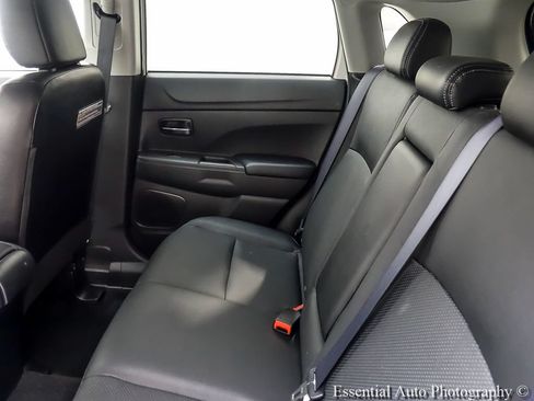 Used 2017 Mitsubishi Outlander Sport SEL FWD image 12