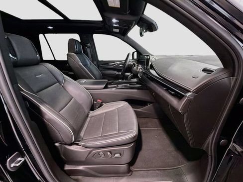 Used 2023 Cadillac Escalade Sport w/ LPO, ONYX Package AWD/4WD image 27