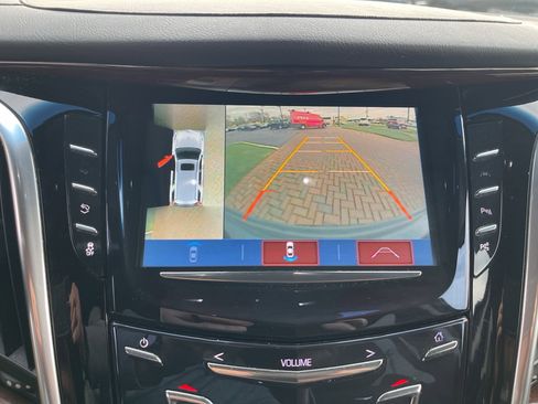 Used 2019 Cadillac Escalade ESV Premium Luxury image 24
