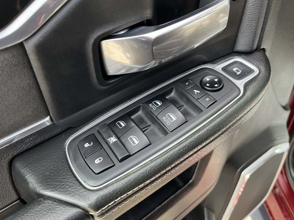 Used 2019 RAM 2500 Laramie AWD/4WD image 19