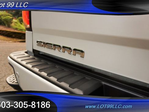 Used 2017 GMC Sierra 1500 Denali w/ Denali Ultimate Package image 31