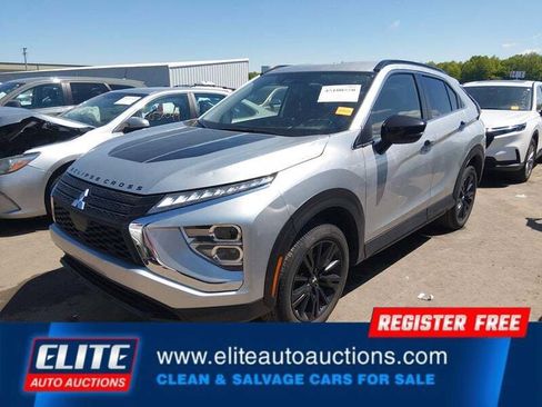 Used 2024 Mitsubishi Eclipse Cross AWD image 3