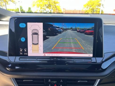 Used 2024 Volkswagen Atlas Cross Sport SE w/ Panoramic Sunroof Package AWD/4WD image 25