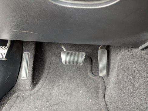 Used 2023 Dodge Challenger R/T Scat Pack RWD image 31