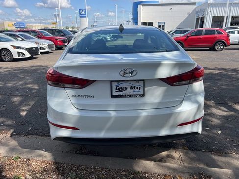 Used 2018 Hyundai Elantra SEL image 6