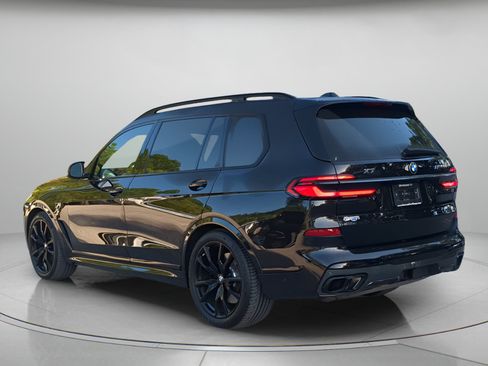 Used 2025 BMW X7 M60i AWD/4WD image 42