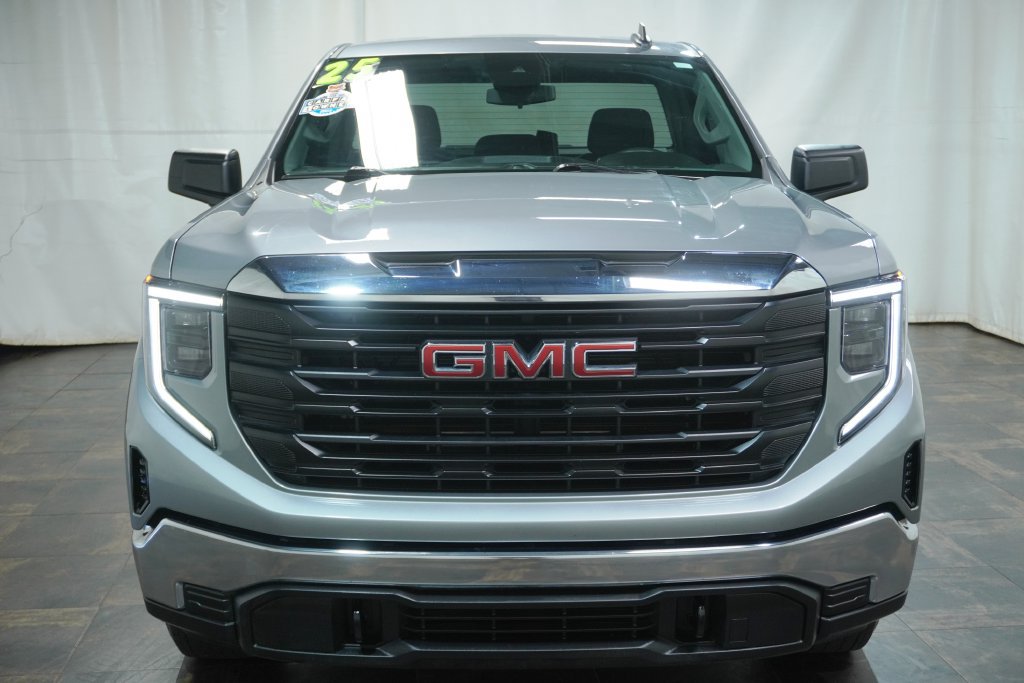 Used 2025 GMC Sierra 1500 Pro w/ Pro Value Package AWD/4WD image 8