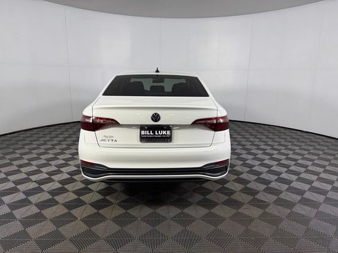 Used 2022 Volkswagen Jetta S FWD image 9