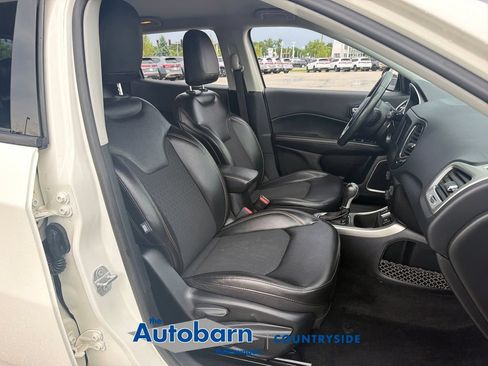 Used 2018 Jeep Compass Latitude w/ Popular Equipment Group FWD image 25