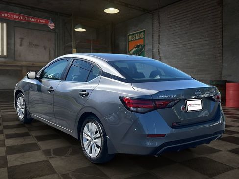 Used 2024 Nissan Sentra S FWD image 4