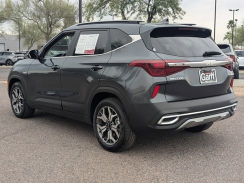 Certified 2023 Kia Seltos EX image 4