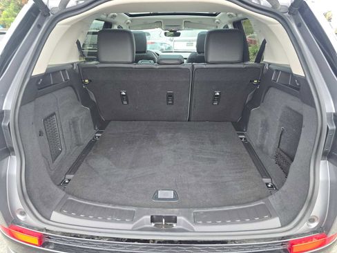Used 2024 Land Rover Discovery Sport S image 17
