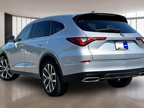Used 2023 Acura MDX SH-AWD w/ Technology Package image 4