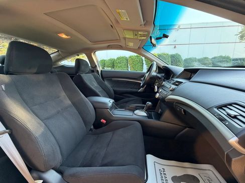 Used 2012 Honda Accord EX image 19