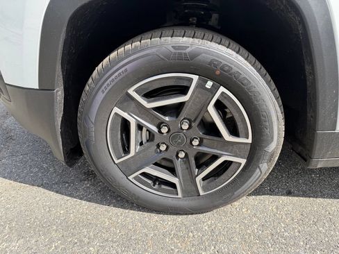 New 2026 Jeep Cherokee Limited AWD/4WD image 25