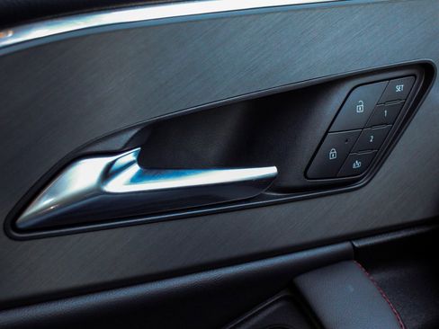 Used 2024 Acura ZDX A-Spec image 10