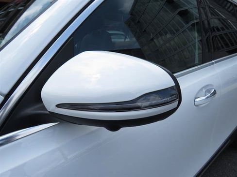 Certified 2023 Mercedes-Benz GLB 250 4MATIC image 26