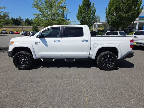 Used 2017 Toyota Tundra Platinum AWD/4WD image 3