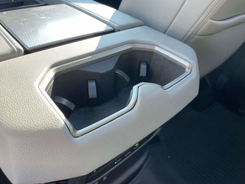 Used 2023 Toyota Sequoia Limited image 12