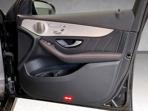 Used 2021 Mercedes-Benz GLC 43 AMG 4MATIC image 27