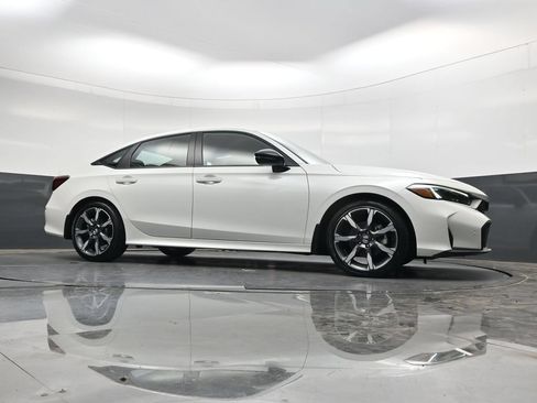 Certified 2025 Honda Civic Sport image 38