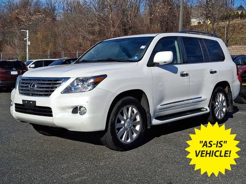 Used 2011 Lexus LX 570 image 1