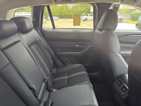 Used 2025 MAZDA CX-50 AWD 2.5 S w/ Preferred Package image 10