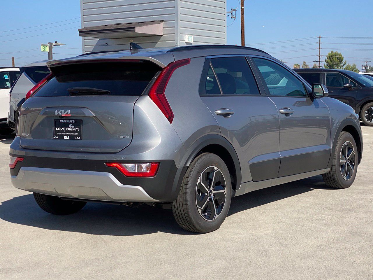 New 2026 Kia Niro EX FWD image 3