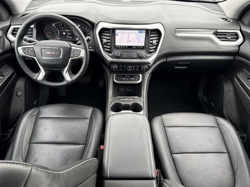 Certified 2023 GMC Acadia SLT w/ Preferred Package image 10