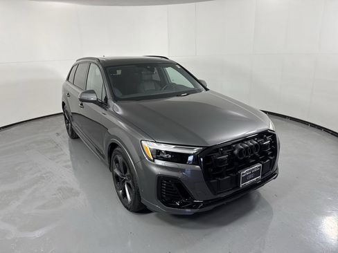 Used 2025 Audi Q7 3.0T Premium Plus w/ Premium Plus Package image 30