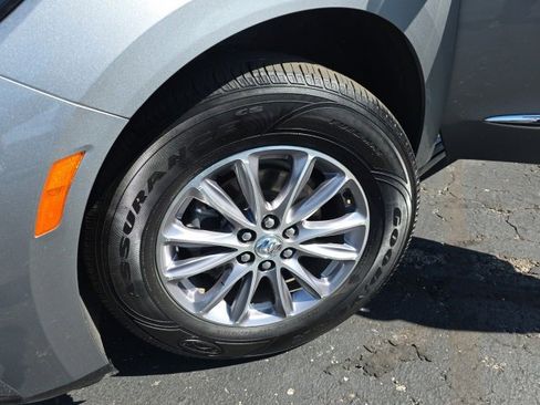 Used 2024 Buick Enclave Premium image 64