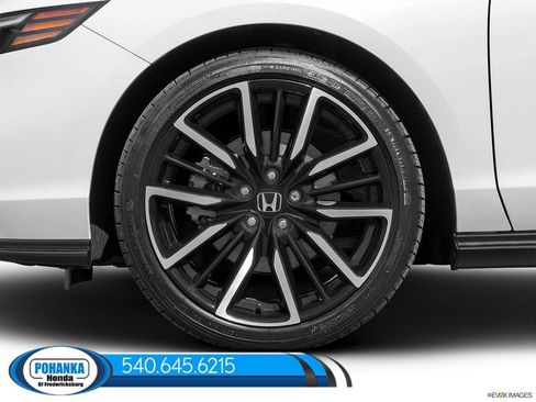 New 2025 Honda Accord Hybrid Touring image 6