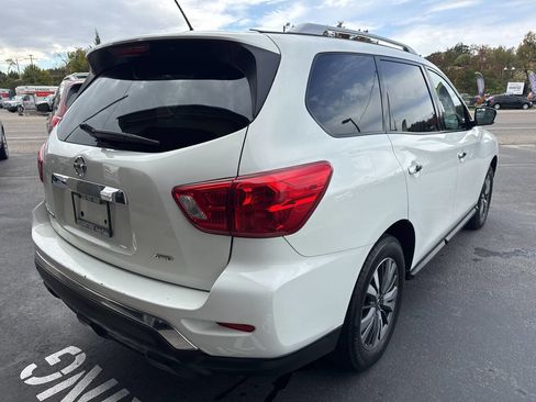 Used 2018 Nissan Pathfinder S image 7