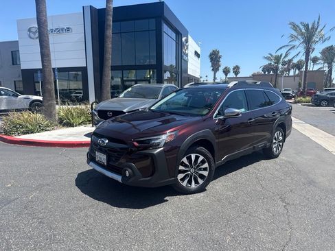 Used 2023 Subaru Outback Touring XT AWD/4WD image 1
