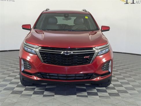 Used 2022 Chevrolet Equinox RS image 3
