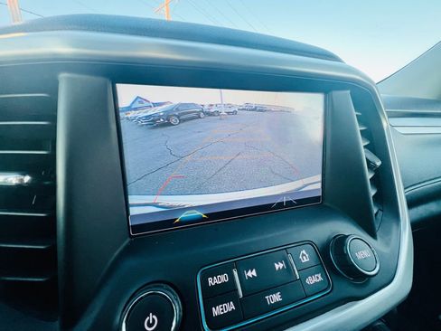 Used 2018 GMC Acadia SLT image 30