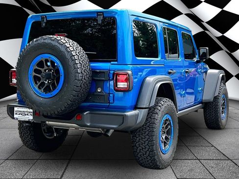 Used 2023 Jeep Wrangler Unlimited Sport AWD/4WD image 2
