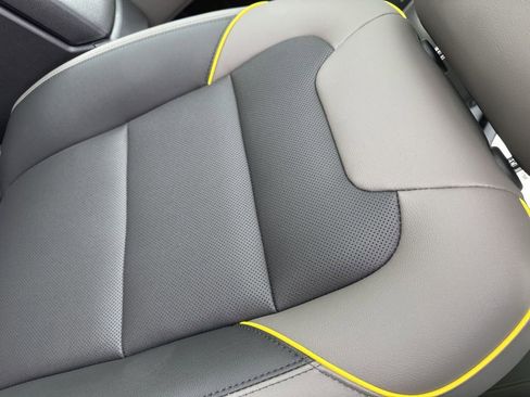 New 2026 Chevrolet Trax ACTIV FWD image 5