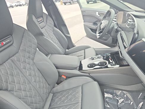 New 2026 Audi A6 Prestige image 10